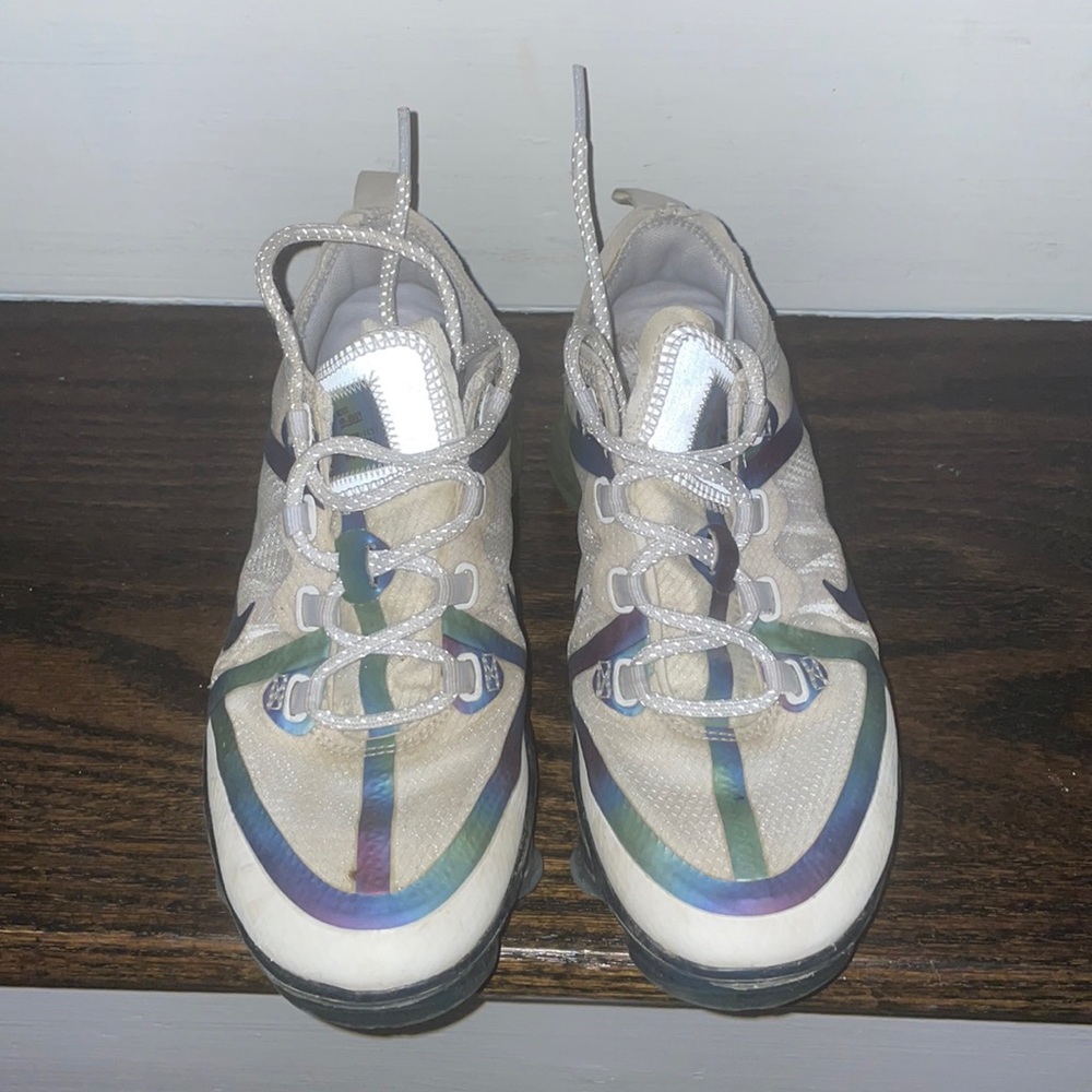 Nike Vapor Max sneakers size 4